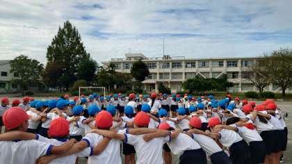 鶴ヶ島第一小学校 セール ラッシュガード