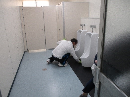 トイレボラ０１.jpg