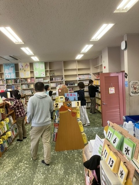 図書室清掃０２.jpeg