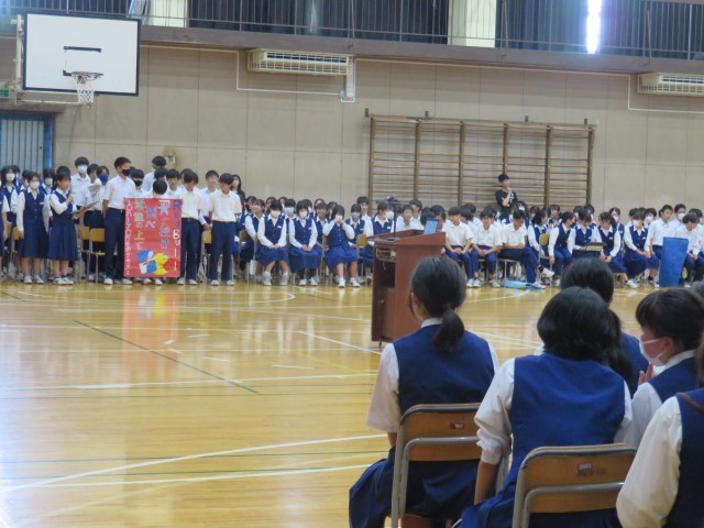 学級目標発表の様子
